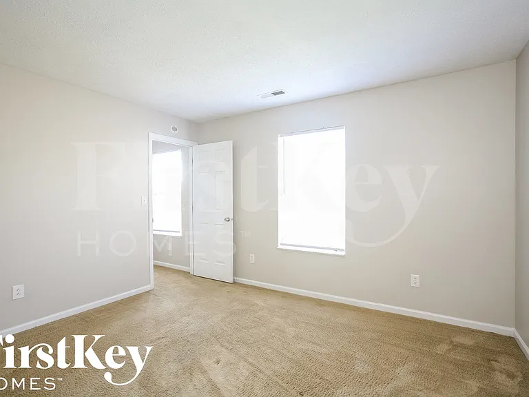 5922 Brookville Lake Dr — Photo 10