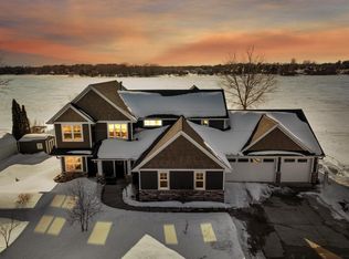 28592 Lakewood Dr NW, Isanti, MN 55040