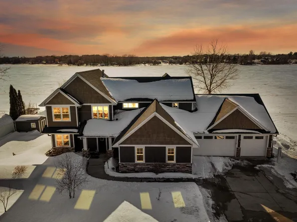 28592 Lakewood Dr NW, Isanti, MN 55040
