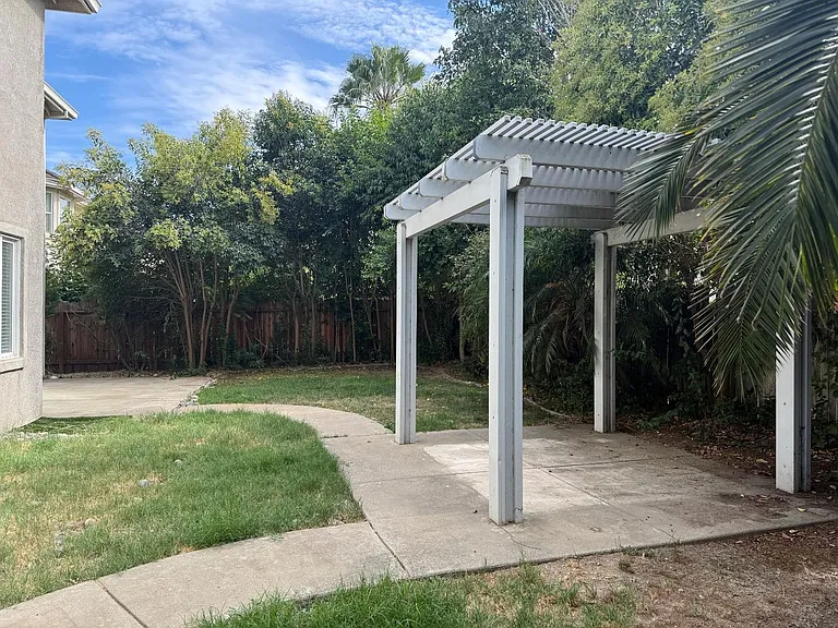 2521 Marta Bella Way — Photo 14