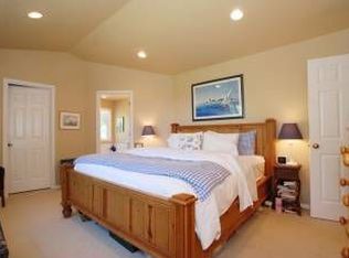 8805 75th Ave NW, Gig Harbor, WA 98332
