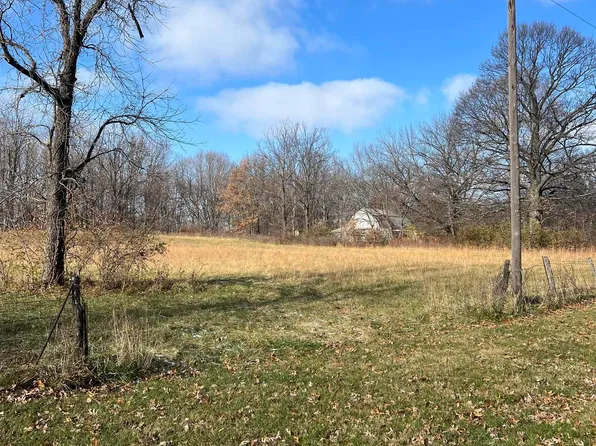 7124 N 275 E, Pine Village, IN 47975