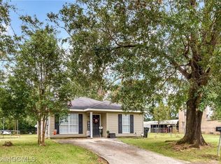 462 3rd Ave, Chickasaw, AL 36611