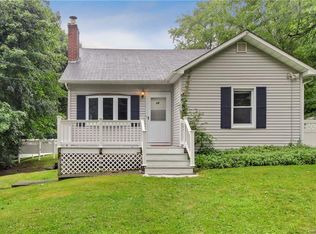 25 Reservoir Rd, Pawling, NY 12564