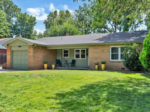 6015 E Grace Ln, Wichita, KS 67208