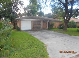 135 Mill Stream Ln, Houston, TX 77060