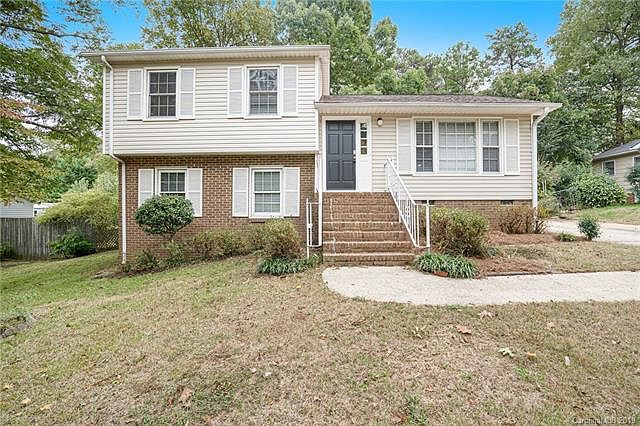 1st image of 209 Newburg Ln