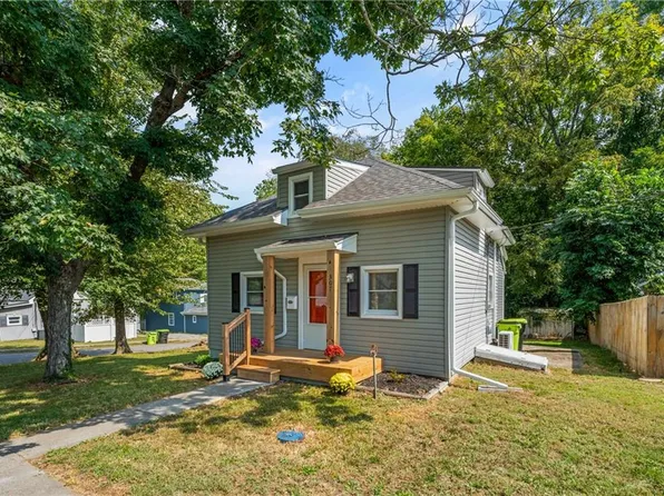 307 N Bradley Ave, Harrisonville, MO 64701