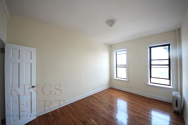 Rented by Kings Court Real Estate | media 4