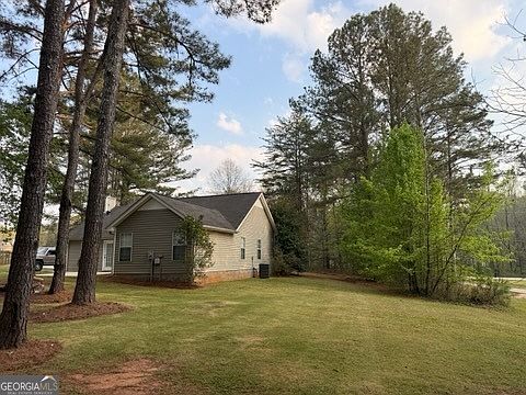 5th image of 1205 County Line Rd