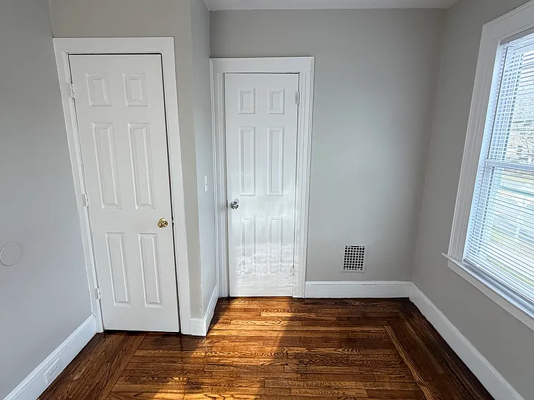 240 Fountain St — Photo 15