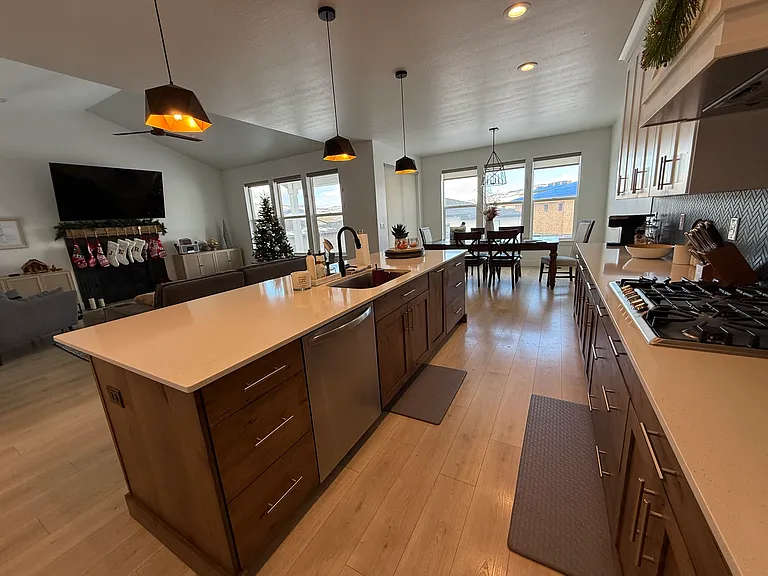 3142 W Harvard Dr — Photo 14