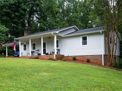 216 Brookwood Dr, Elkin, NC, 28621
