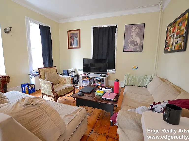 28 Highgate St — Photo 7