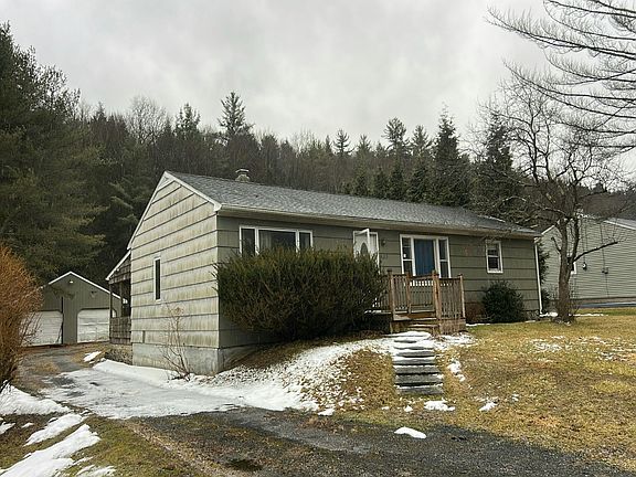 3rd image of 453 Long Creek Rd