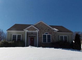 150 Nicholas Dr, Lancaster, MA 01523