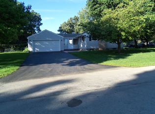 557 Adams Rd, Webster, NY 14580