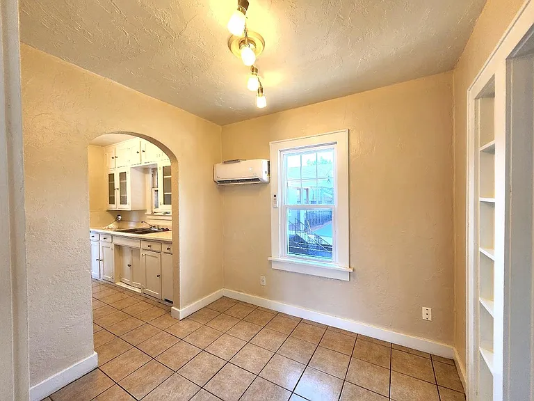 1403 N Miller Blvd — Photo 7