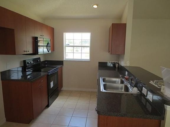 4th image of 6923 Wildwood Oak Dr