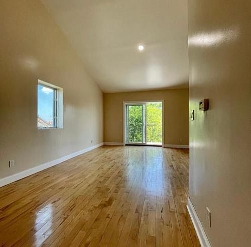 1st image of 2730 Schurz Ave #3