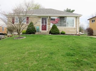 5879 Giffindale Dr, Cincinnati, OH 45239