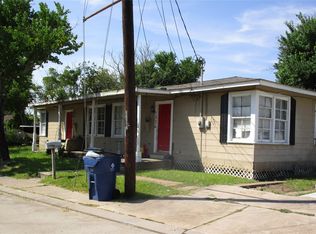 1324-28 W 9th St, Freeport, TX 77541