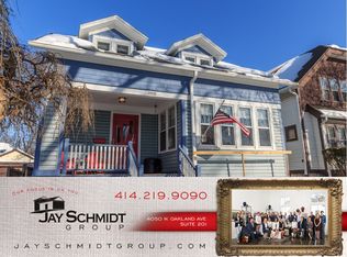 1830 E Elmdale Ct, Shorewood, WI 53211