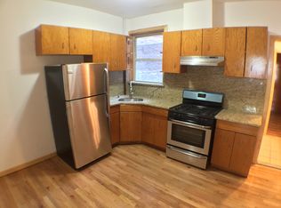 3011 41st St APT 3, Astoria, NY 11103