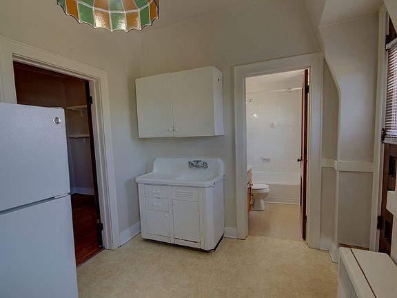 4th image of 1301-1305 2nd Ave #6