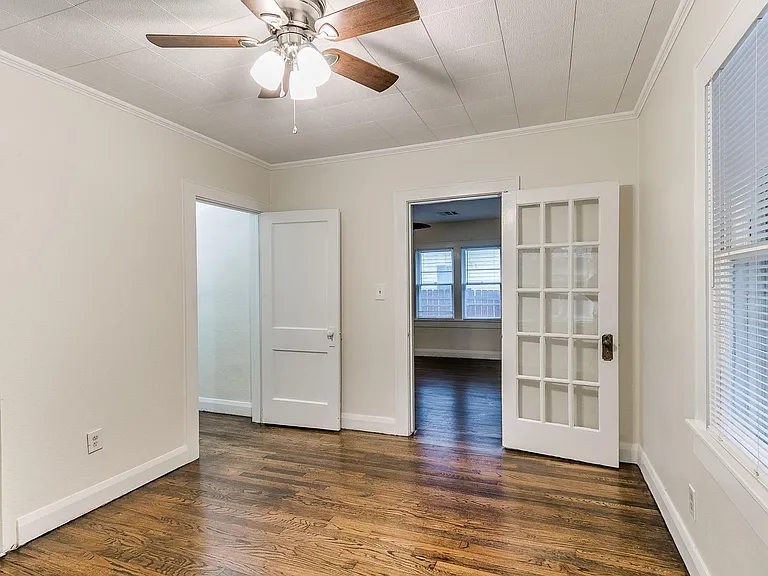 625 W Dewey St — Photo 18
