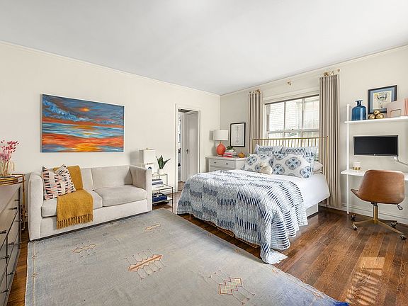 2nd image of 2 Grove St APT 5B