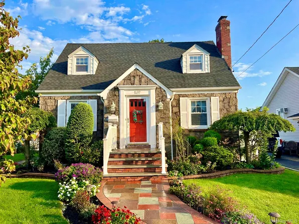199 Claxton Avenue, Bellmore, NY 11710