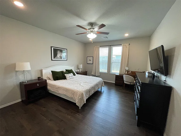 25511 Northpark Lake Dr — Photo 24