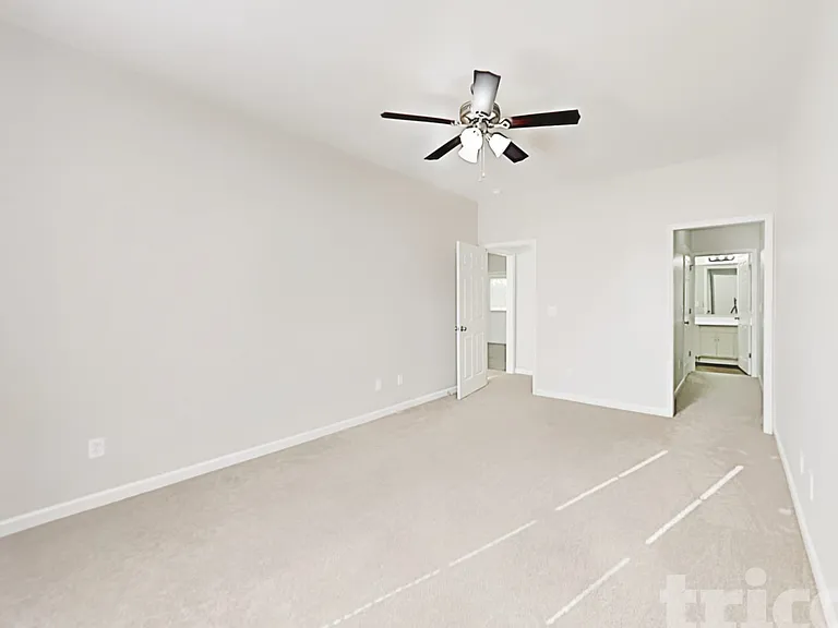 2897 Shady Lane Ave — Photo 8