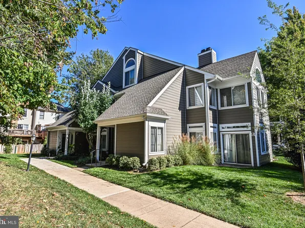 12204 Fort Buffalo Cir #529, Fairfax, VA 22033