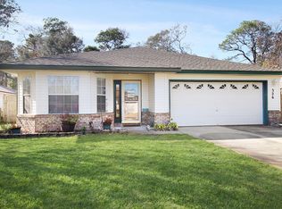 326 Melissa Ray Dr, Jacksonville, FL 32225