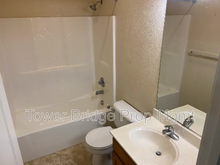 3301 N Park Dr #1411 — Photo 5