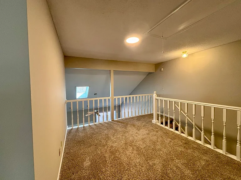 2139 Holt St — Photo 16