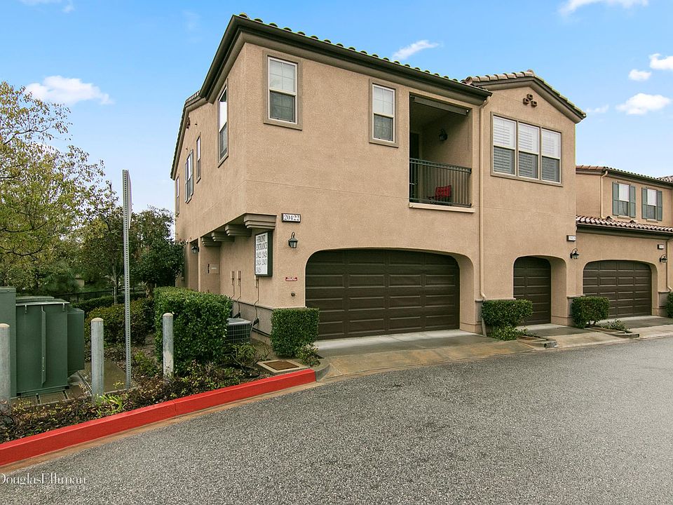 1st image of 20422 Paseo Altisse