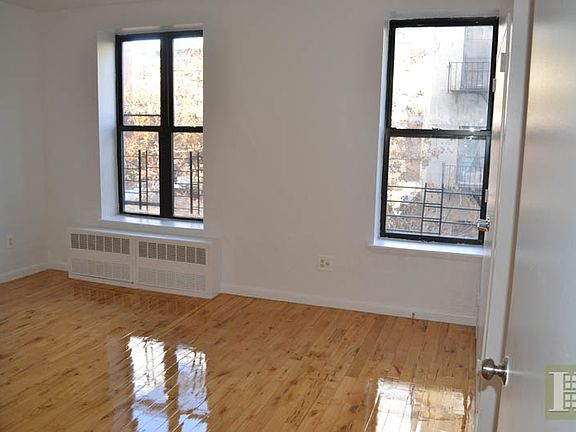 3rd image of 225 W 115th St APT 3A