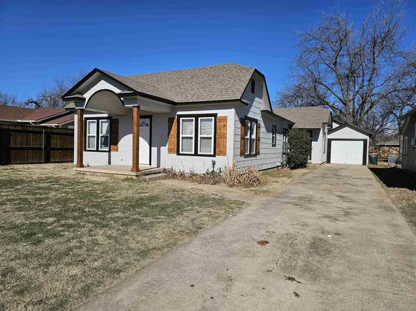 409 W Nabor St, Marlow, OK 73055
