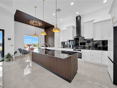 3224 Yucatan Pkwy, Cape Coral, FL, 33993
