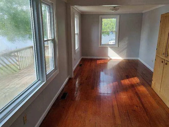 114 Residence Dr — Photo 2