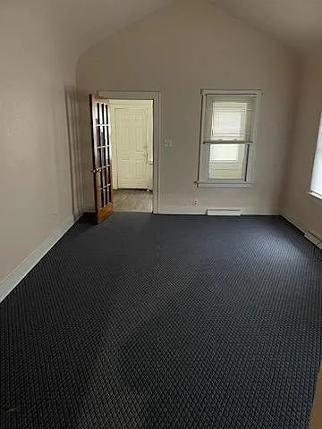 344 Grant St — Photo 2