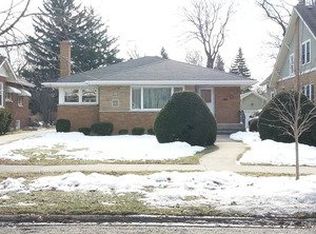 437 Repton Rd, Riverside, IL 60546