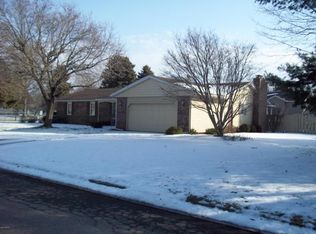 1400 W Rishel Rd, Sturgis, MI 49091