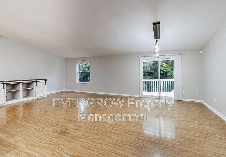 9518 Bent Brook Dr — Photo 6