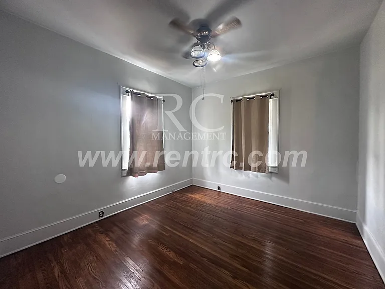 917 E Seminary St — Photo 12