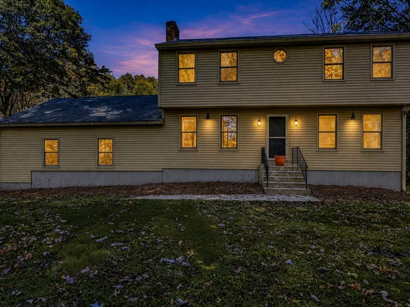25 Granite Cir, Millville, MA 01529