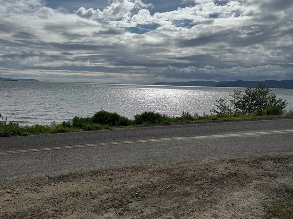 1049 Altoona Pillar Rock Rd, Rosburg, WA 98643